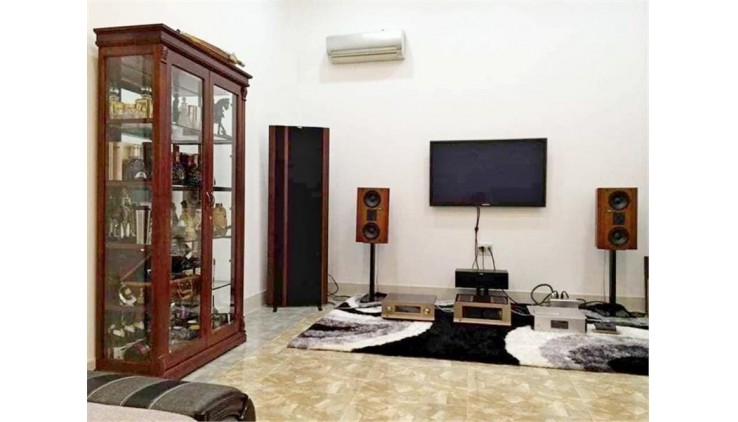 Biệt thự sân vườn 21x41 829m2 2 tầng P6 Q8 chỉ 42 tỷ 9